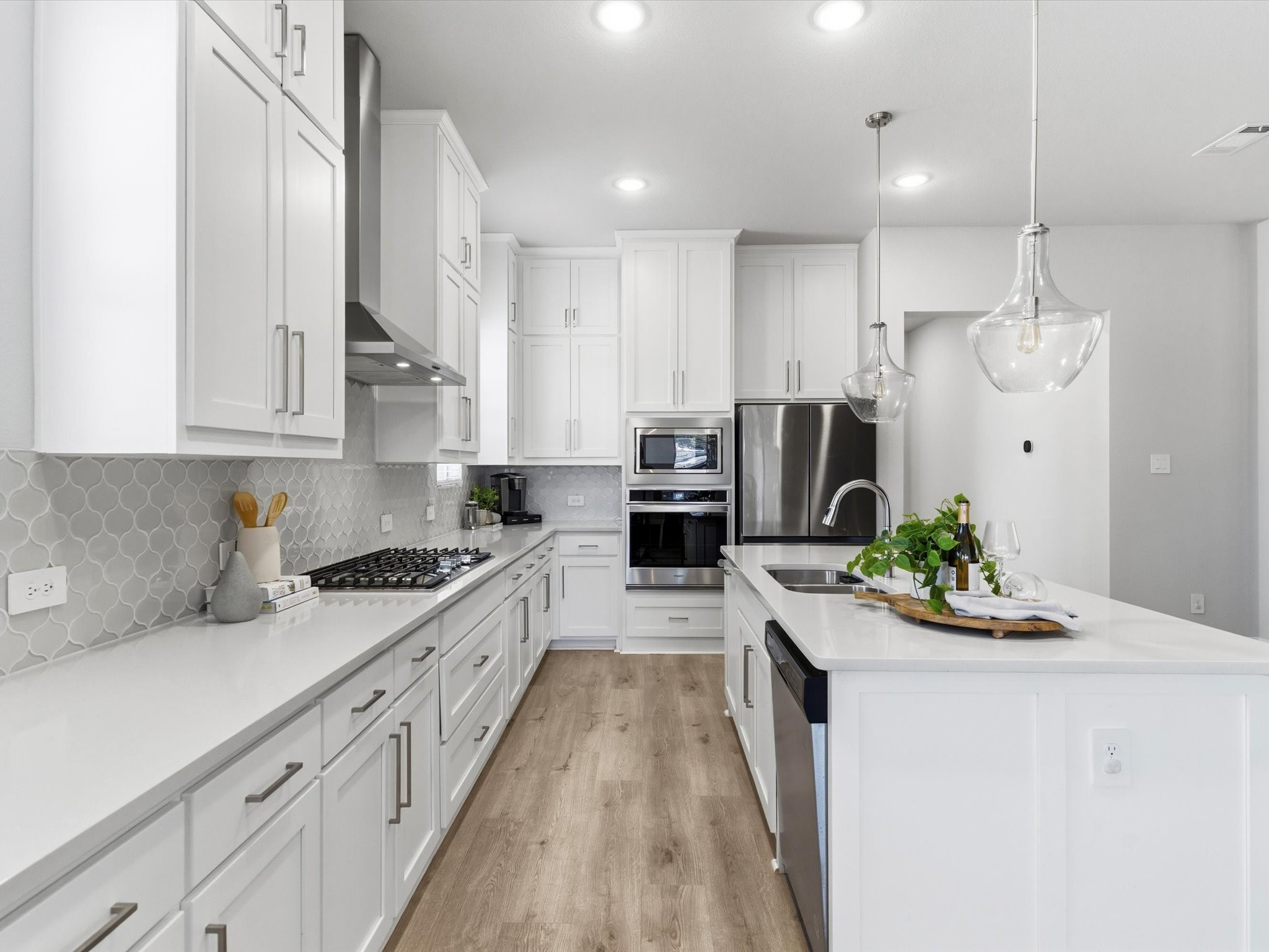 1925 Cathedral Drive Farmers Branch TX 75234