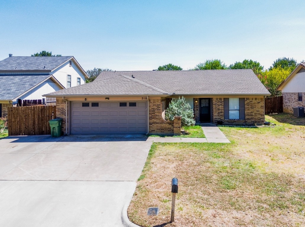 218 Kalmia Drive Arlington TX 76018