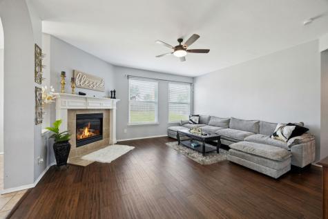 633 Daisy Drive Desoto TX 75115
