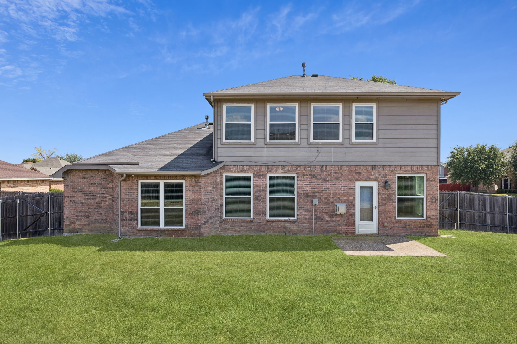 633 Daisy Drive Desoto TX 75115