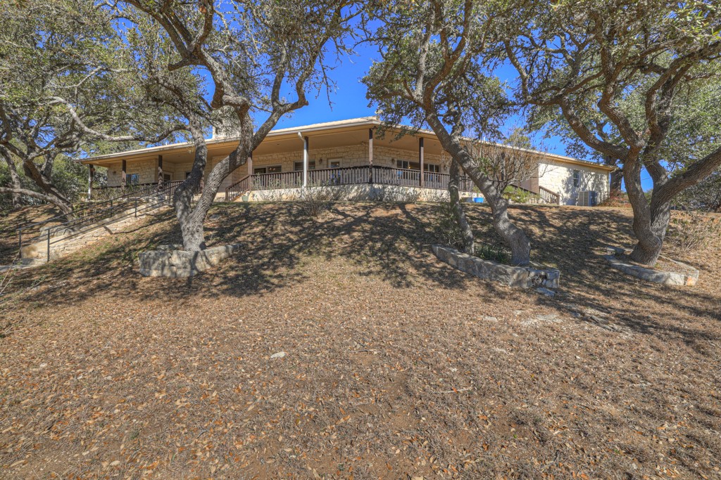 1221 Sundown Trail Fischer TX 78623