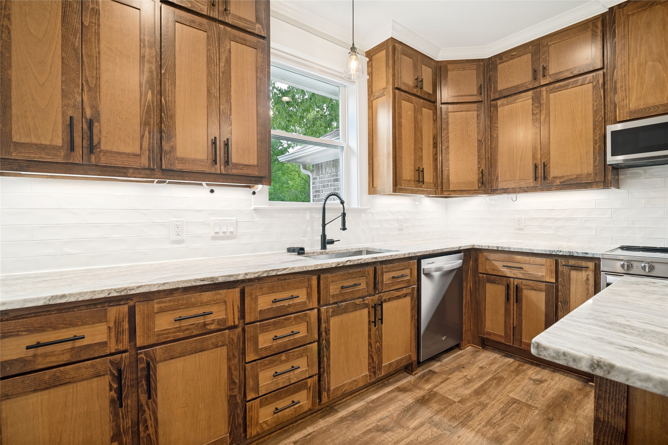 11302 County Road 4102 Lindale TX 75771