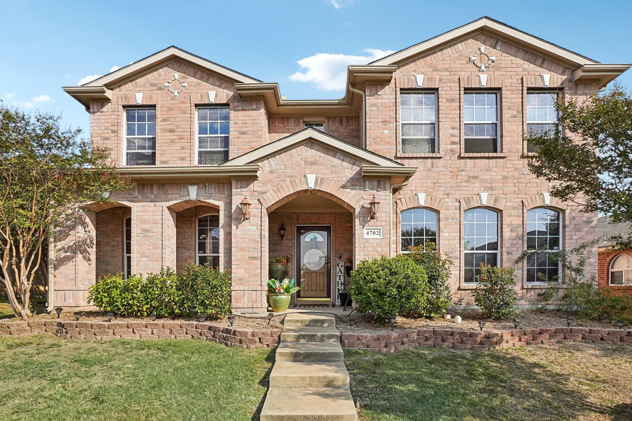 4702 Spinnaker Cove Garland TX 75043