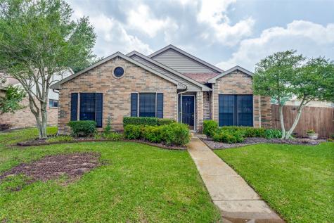 2810 Deer Creek Court Garland TX 75040