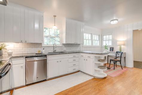 2013 Huntington Lane Fort Worth TX 76110