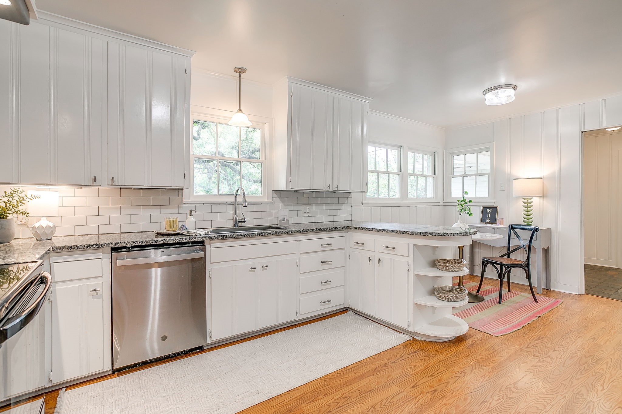 2013 Huntington Lane Fort Worth TX 76110