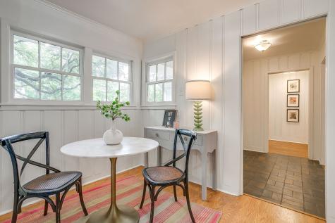 2013 Huntington Lane Fort Worth TX 76110
