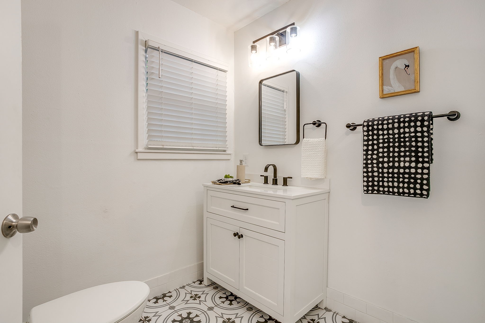 2013 Huntington Lane Fort Worth TX 76110