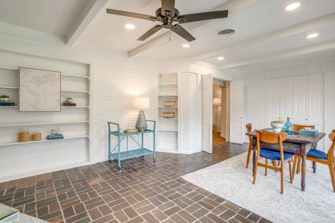 2013 Huntington Lane Fort Worth TX 76110