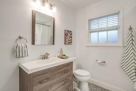 2013 Huntington Lane Fort Worth TX 76110