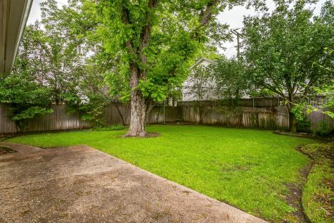 2013 Huntington Lane Fort Worth TX 76110