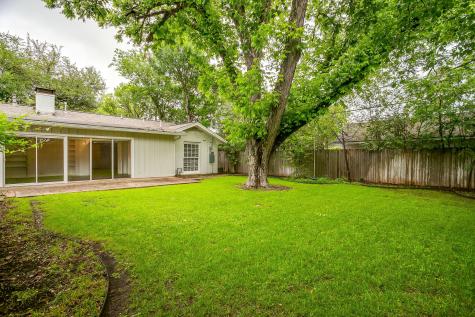 2013 Huntington Lane Fort Worth TX 76110