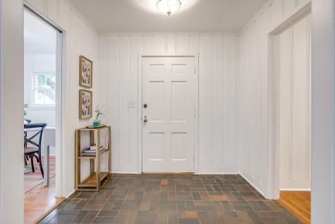 2013 Huntington Lane Fort Worth TX 76110