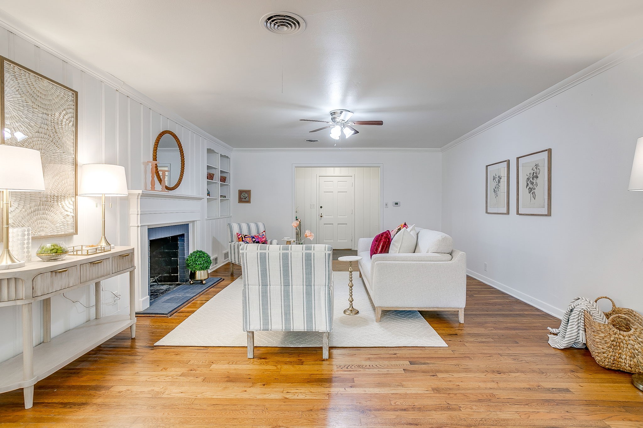 2013 Huntington Lane Fort Worth TX 76110
