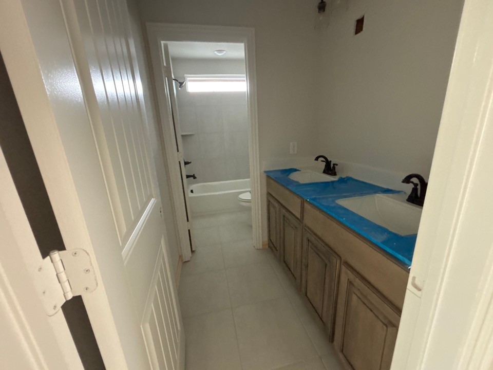 512 Park Side Drive Weatherford TX 76087