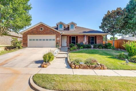 1928 Mary Ann Lane Burleson TX 76028