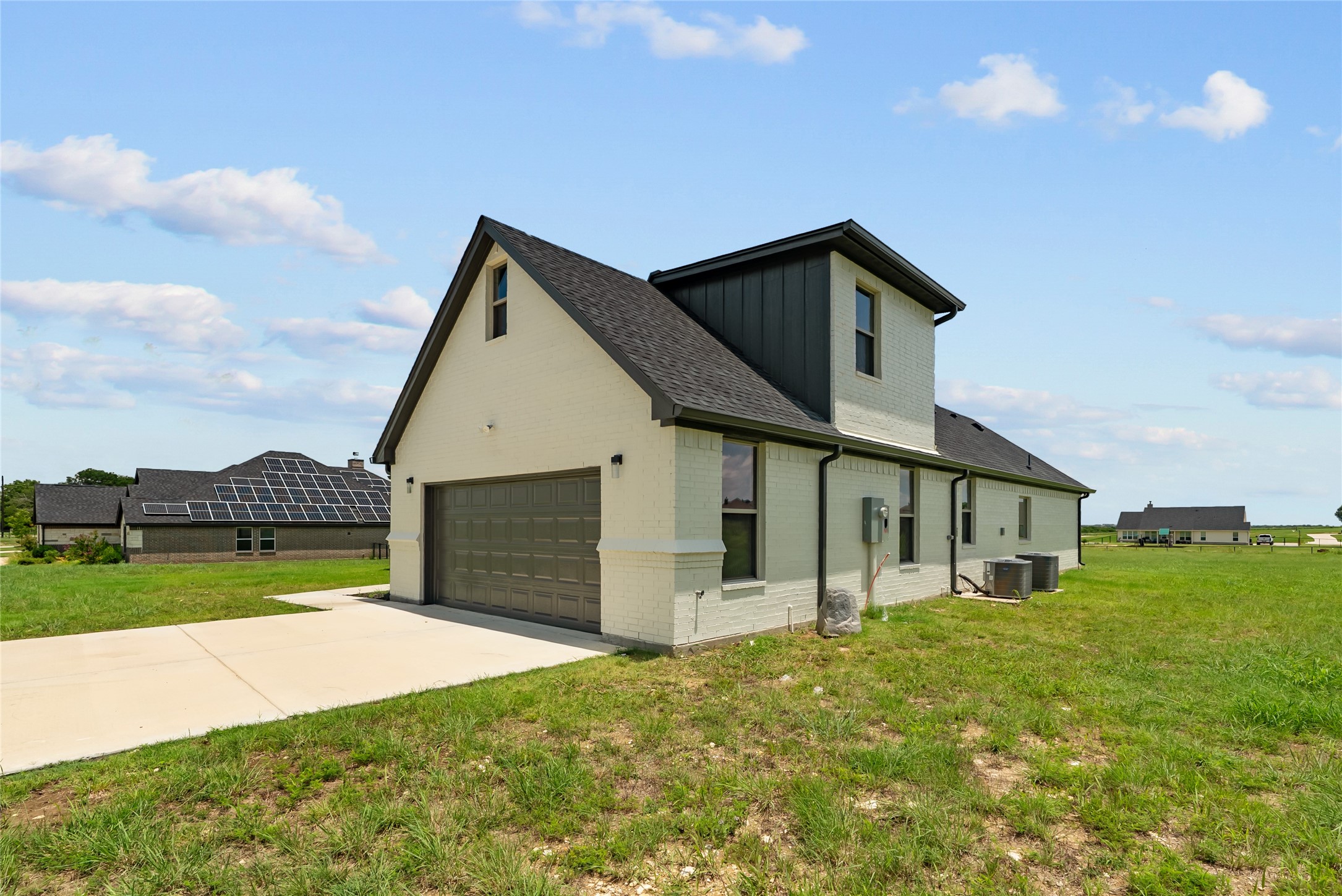 8806 County Road 1229 Godley TX 76044
