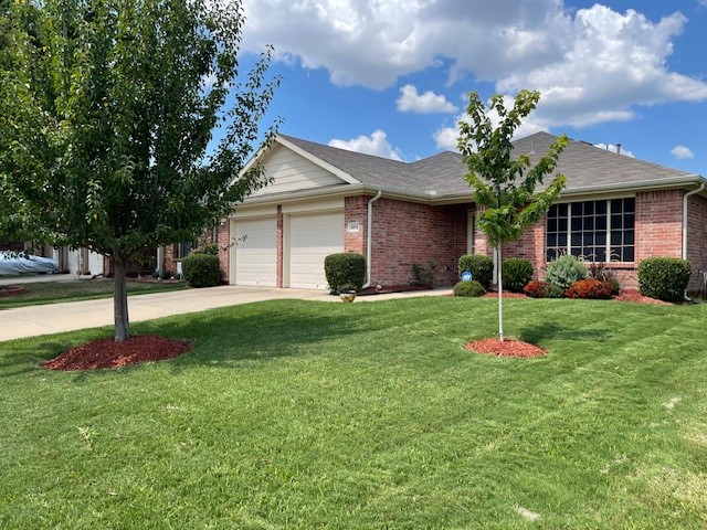 5876 Crestview Drive Grand Prairie TX 75052