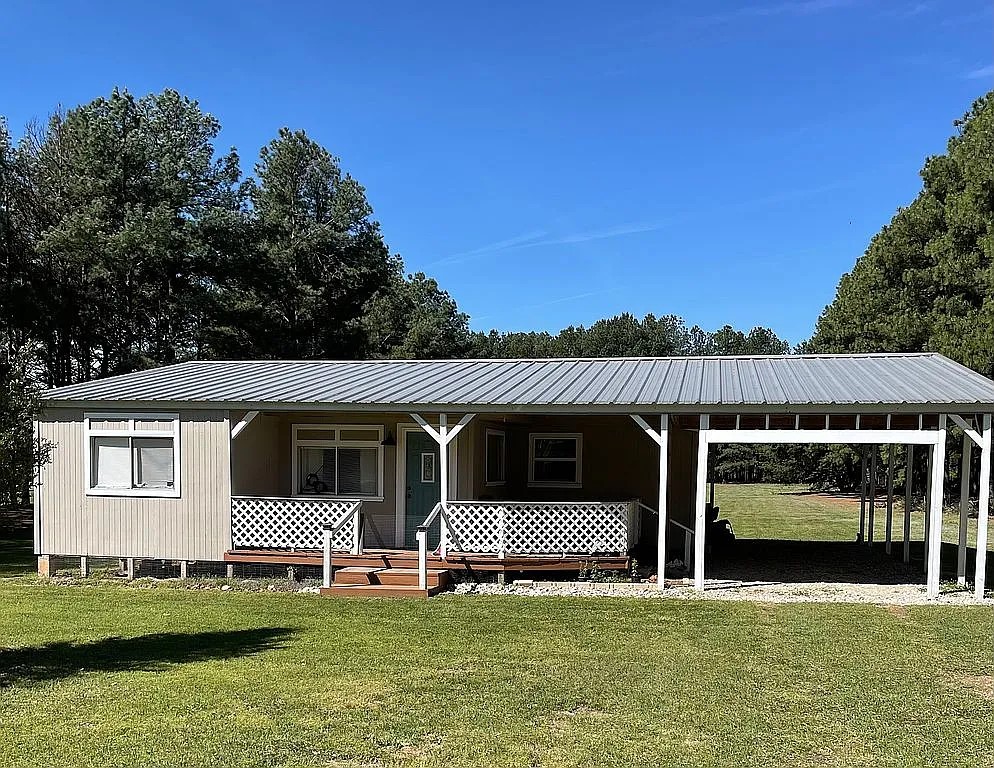 2390 Hopson Drive Athens TX 75752