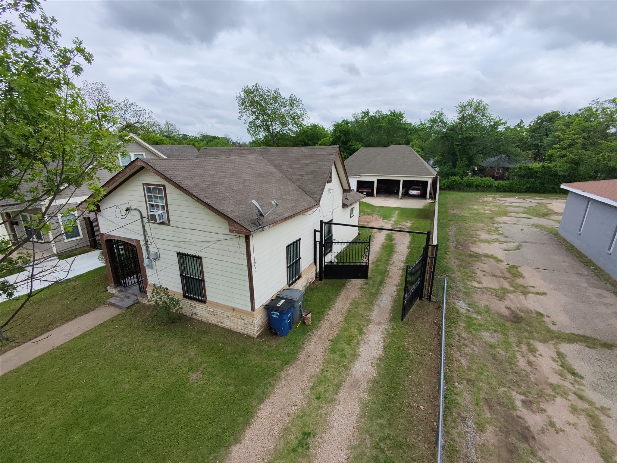 2210 Eugene Street Dallas TX 75215