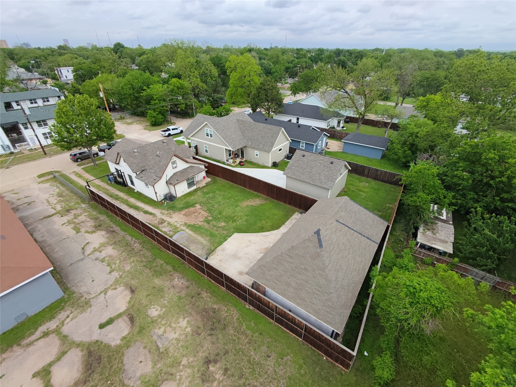 2210 Eugene Street Dallas TX 75215