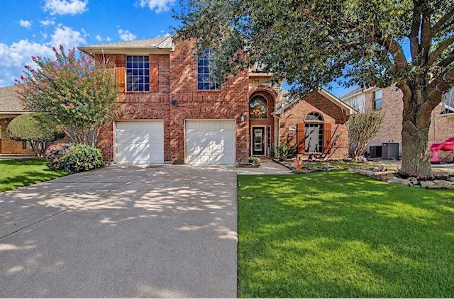 328 Tioga Street Burleson TX 76028