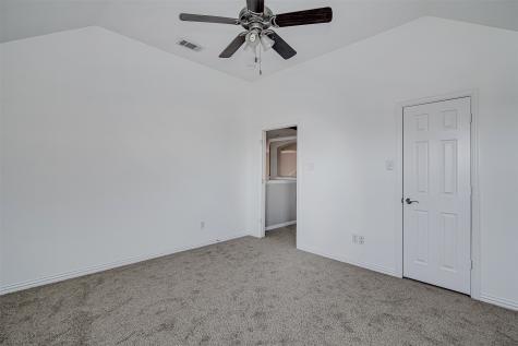 328 Tioga Street Burleson TX 76028