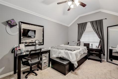 328 Tioga Street Burleson TX 76028