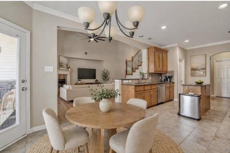 328 Tioga Street Burleson TX 76028