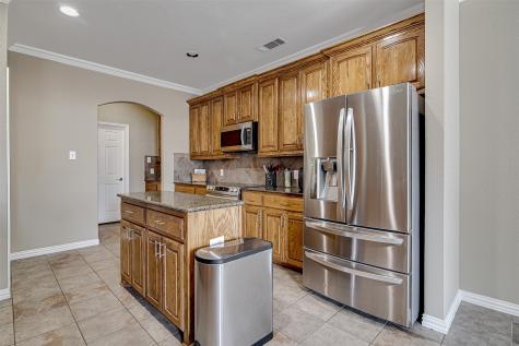 328 Tioga Street Burleson TX 76028