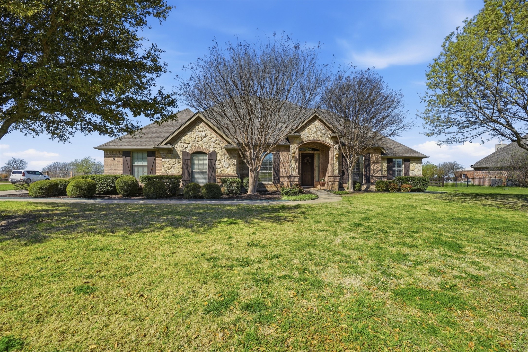 11079 Sarah Lane Fort Worth TX 76179