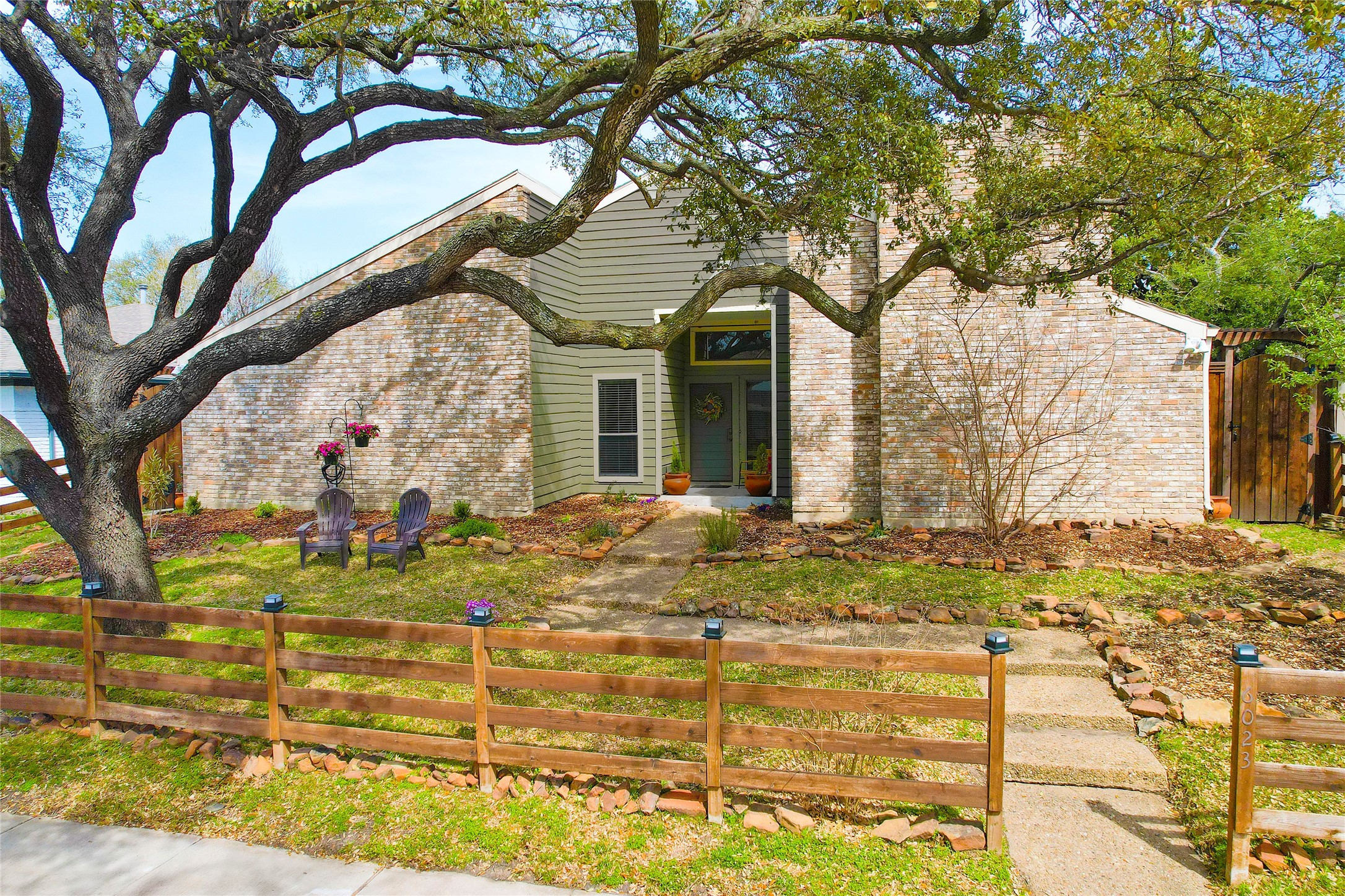 6023 Yellow Rock Trail Dallas TX 75248