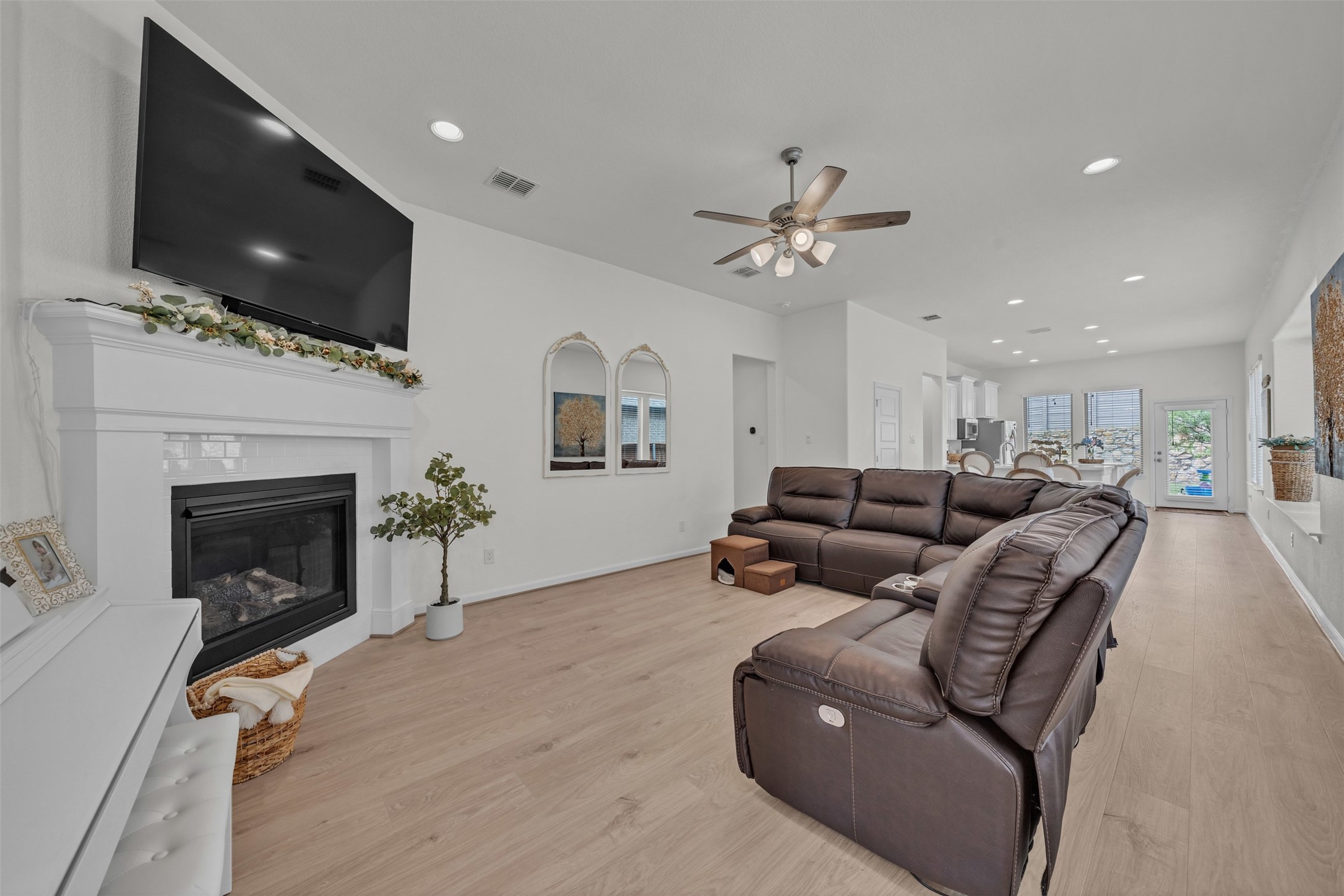 228 Palo Duro Bend Rhome TX 76078