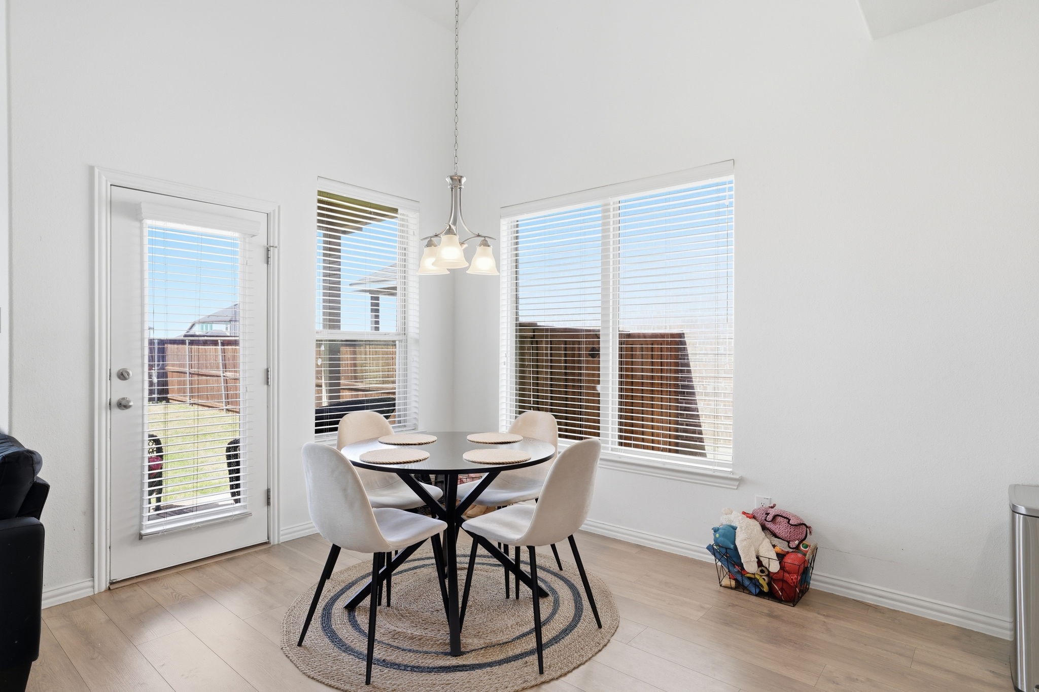 5613 Breezy Drive Celina TX 75009