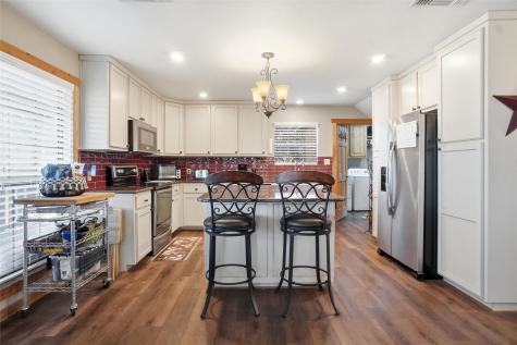 4045 Jimmy Houston Way Bluff Dale TX 76433