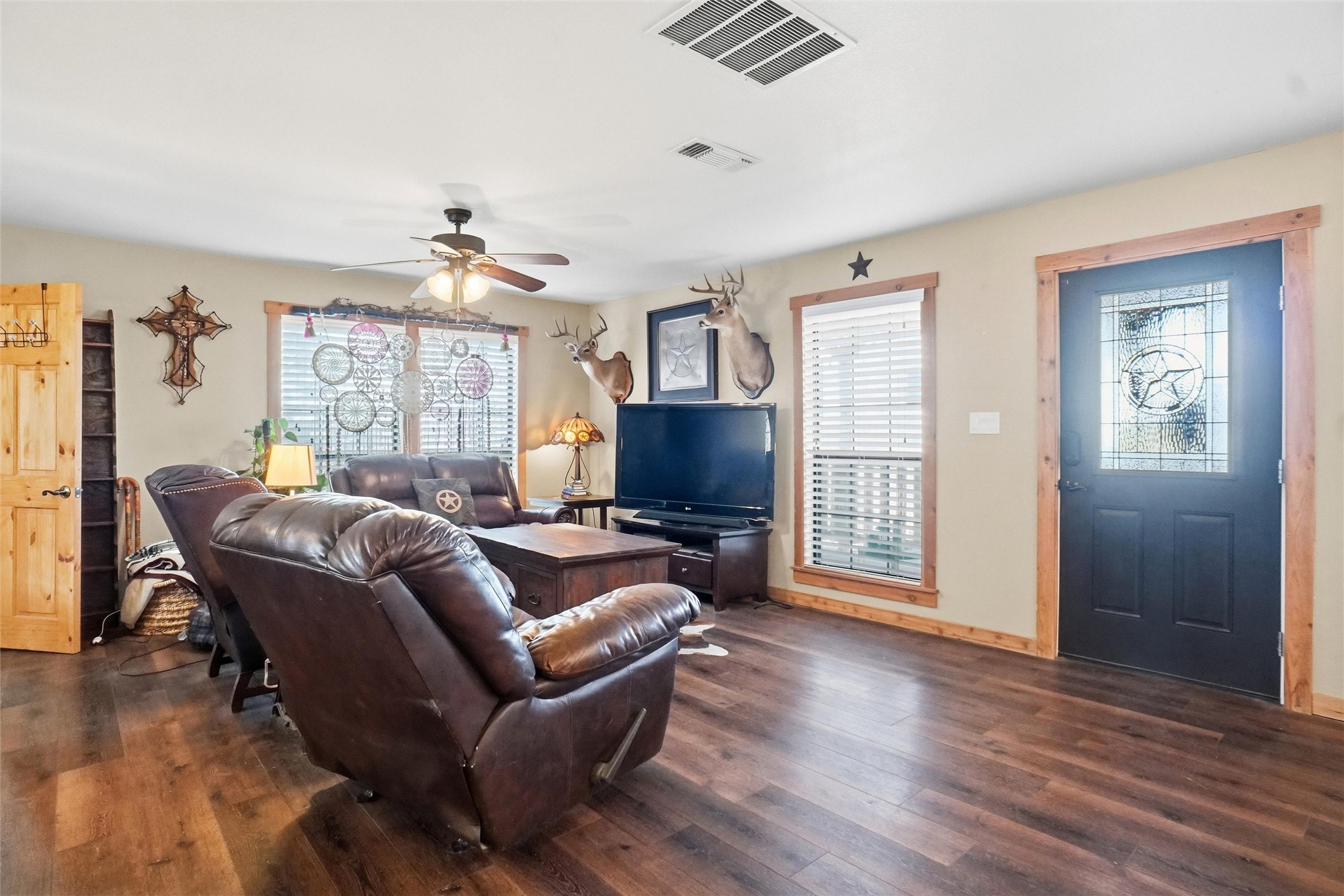 4045 Jimmy Houston Way Bluff Dale TX 76433