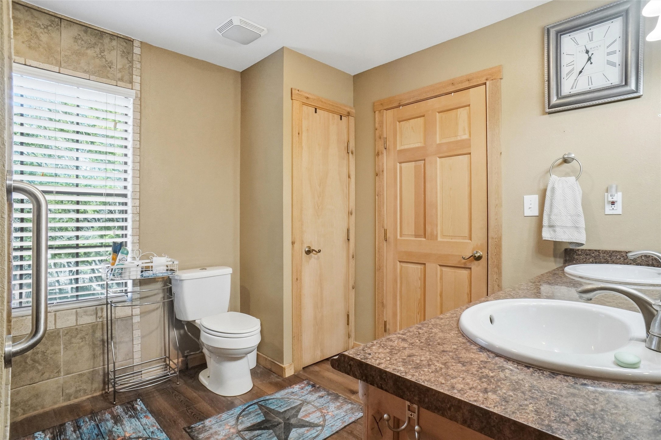 4045 Jimmy Houston Way Bluff Dale TX 76433