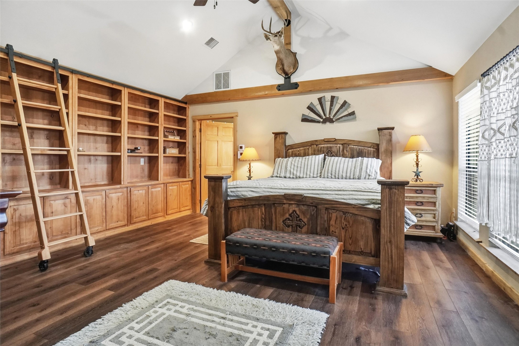 4045 Jimmy Houston Way Bluff Dale TX 76433