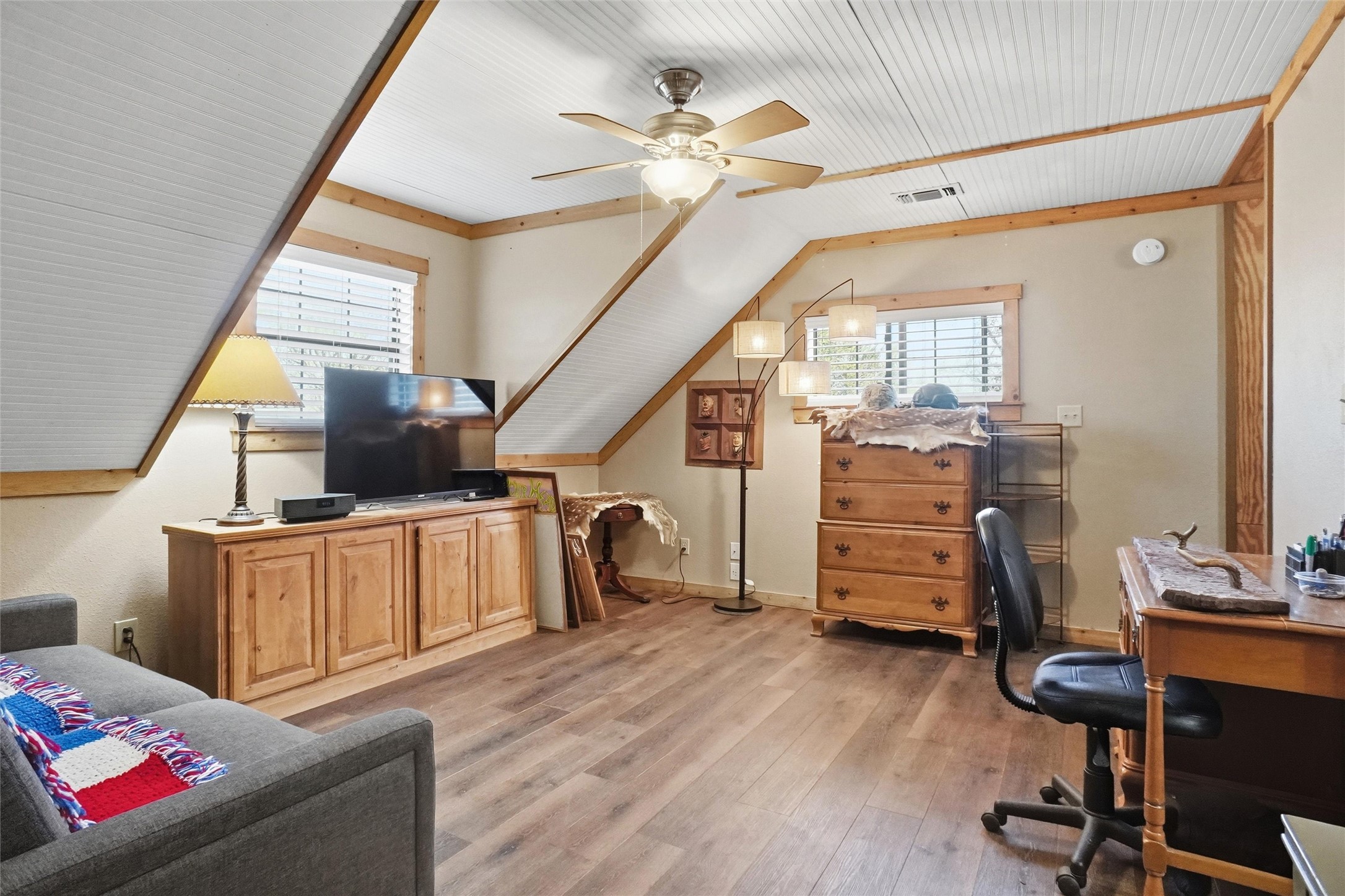 4045 Jimmy Houston Way Bluff Dale TX 76433