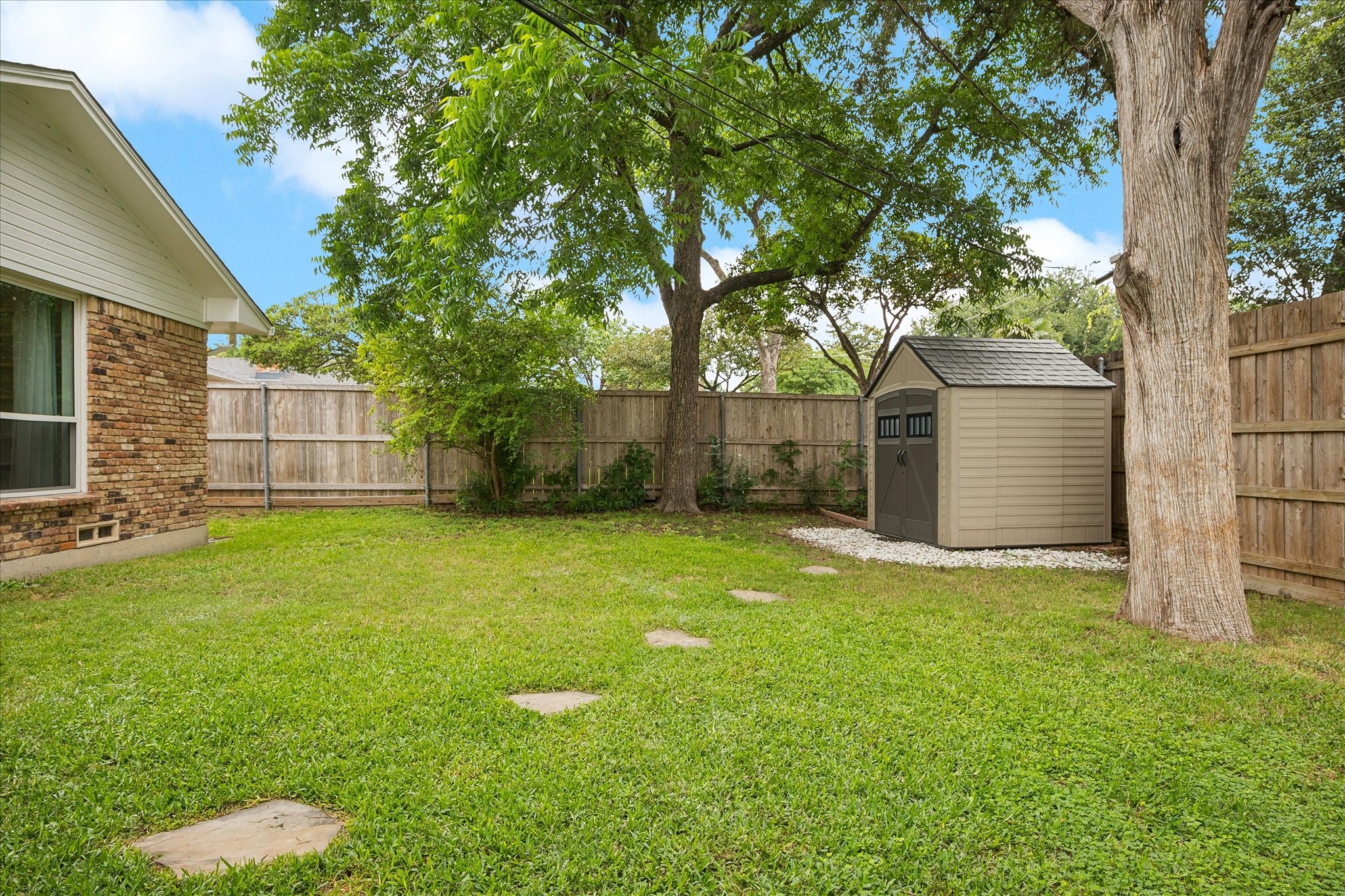 8426 Baumgarten Drive Dallas TX 75228