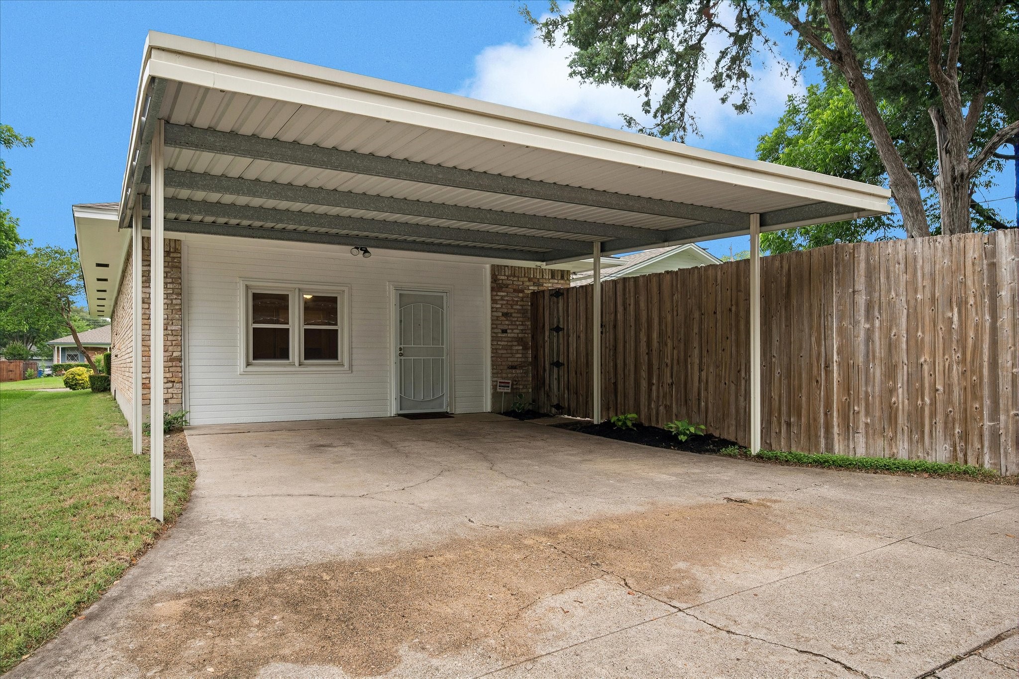8426 Baumgarten Drive Dallas TX 75228
