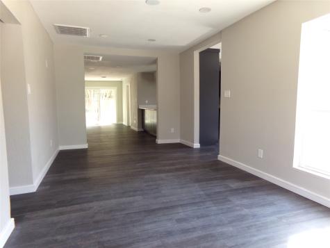 1310 Elmwood Boulevard Dallas TX 75224
