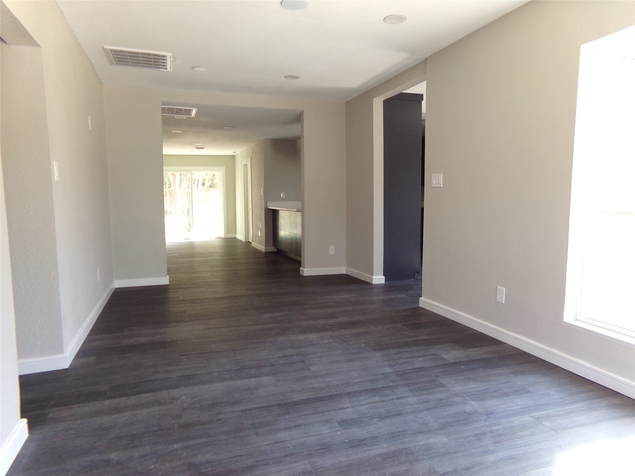 1310 Elmwood Boulevard Dallas TX 75224