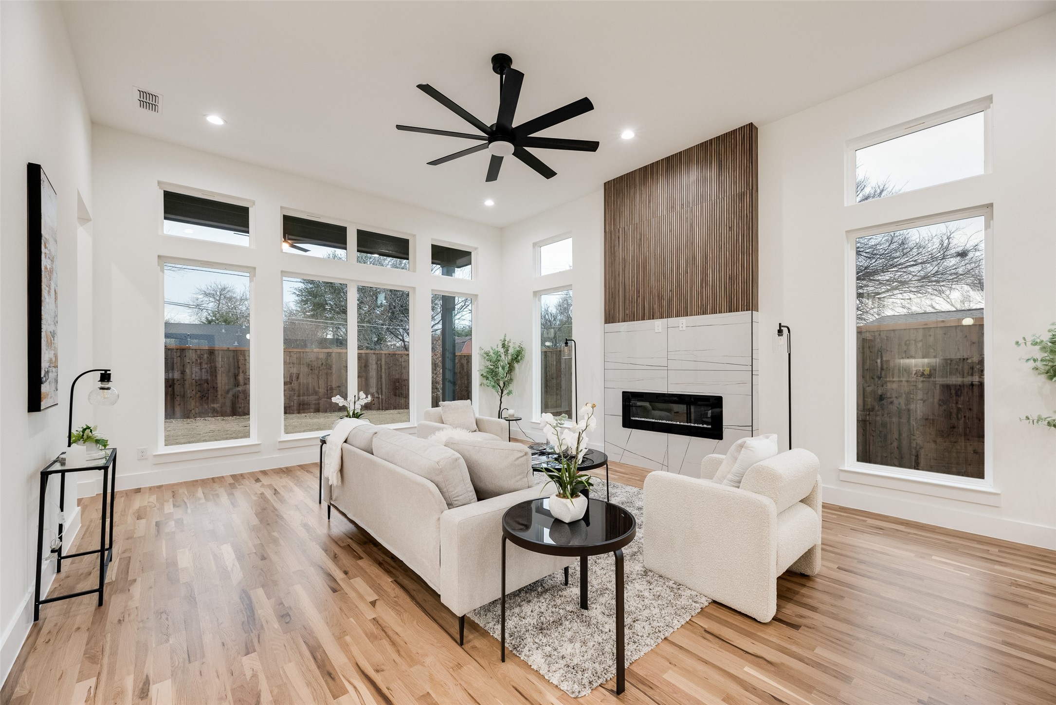 3422 Bogata Boulevard Dallas TX 75220