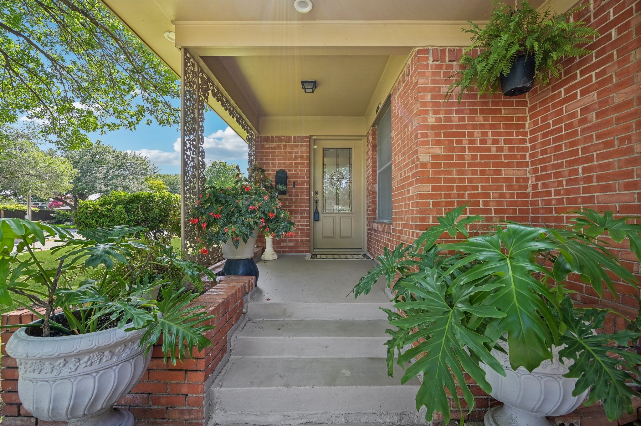 3209 Newcastle Drive Dallas TX 75220