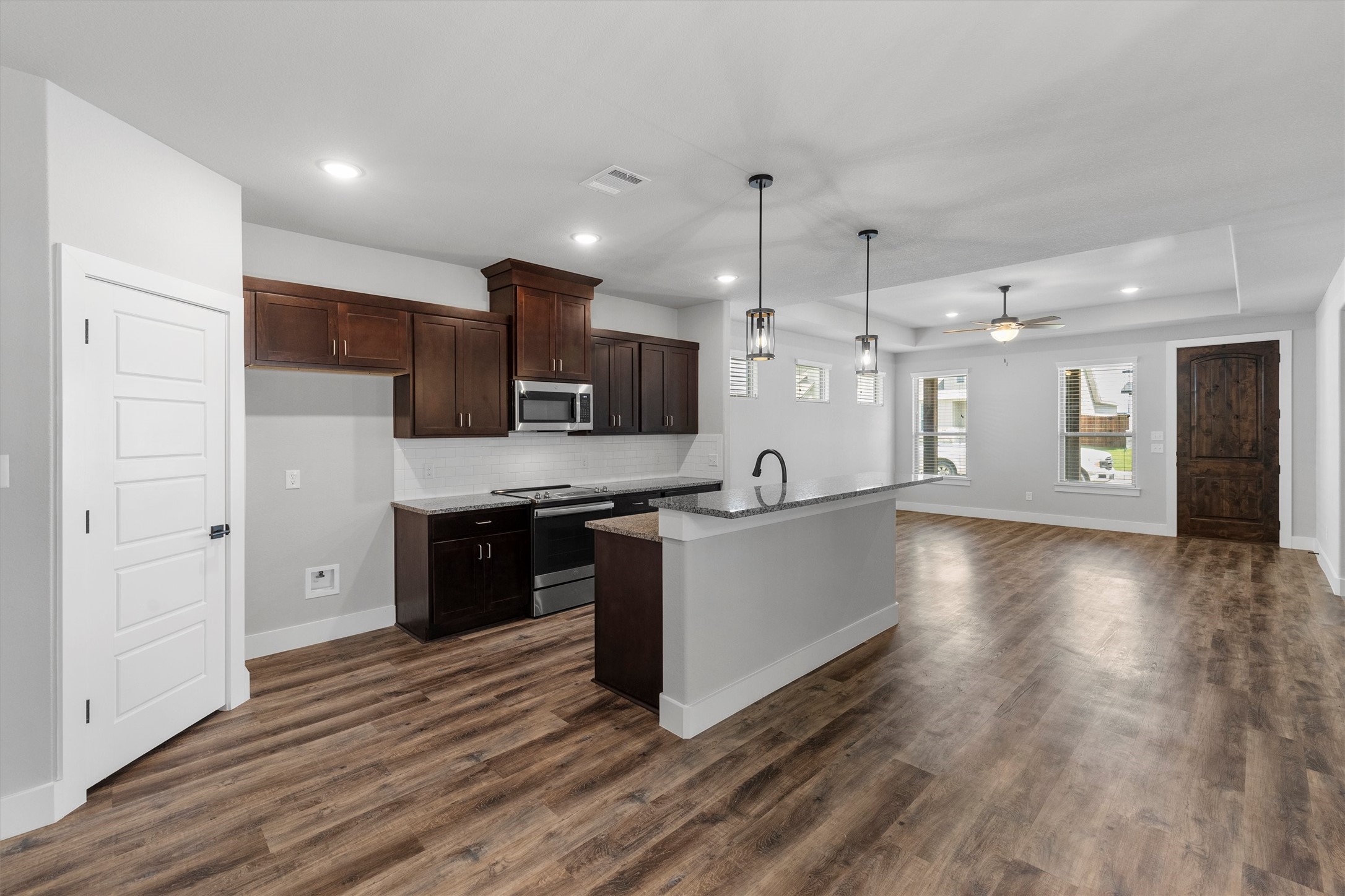 641 The Cottages Drive Godley TX 76044
