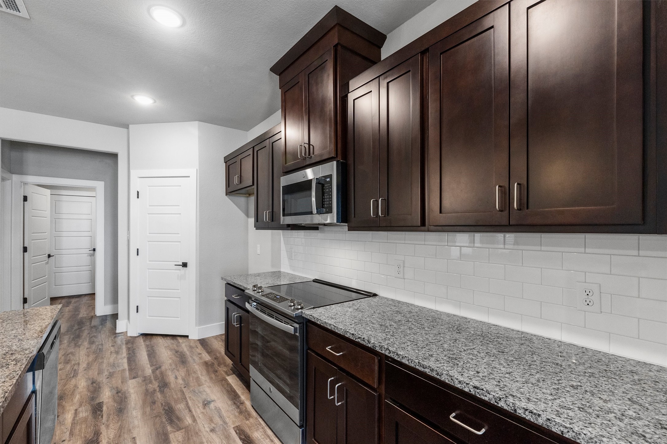 641 The Cottages Drive Godley TX 76044