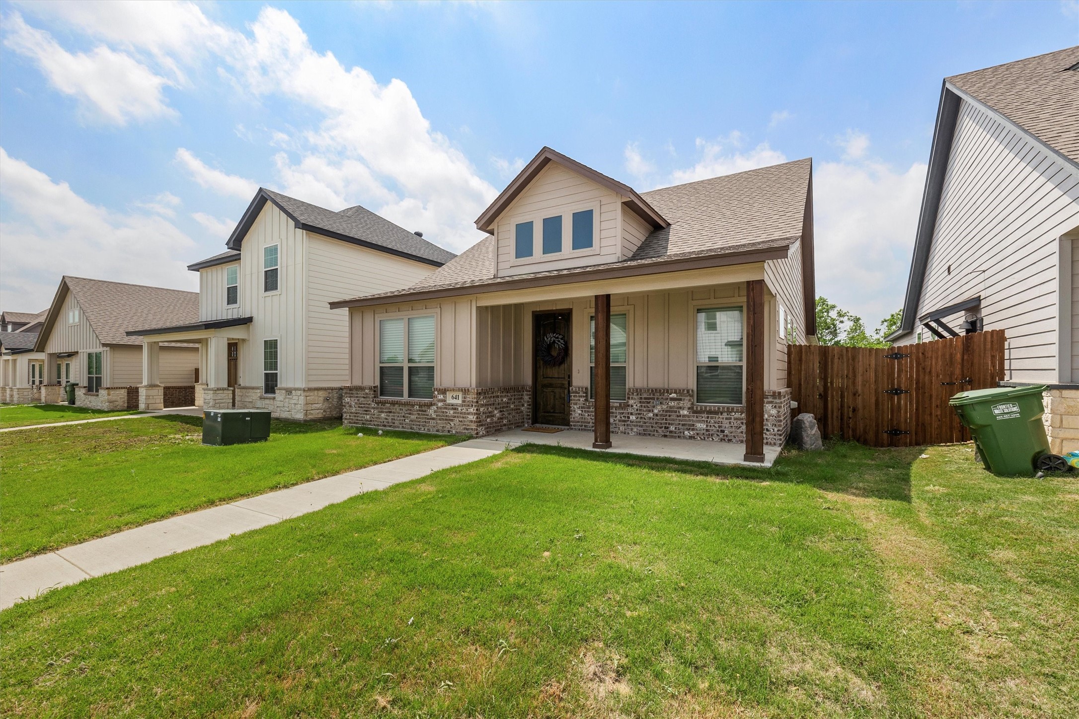 641 The Cottages Drive Godley TX 76044