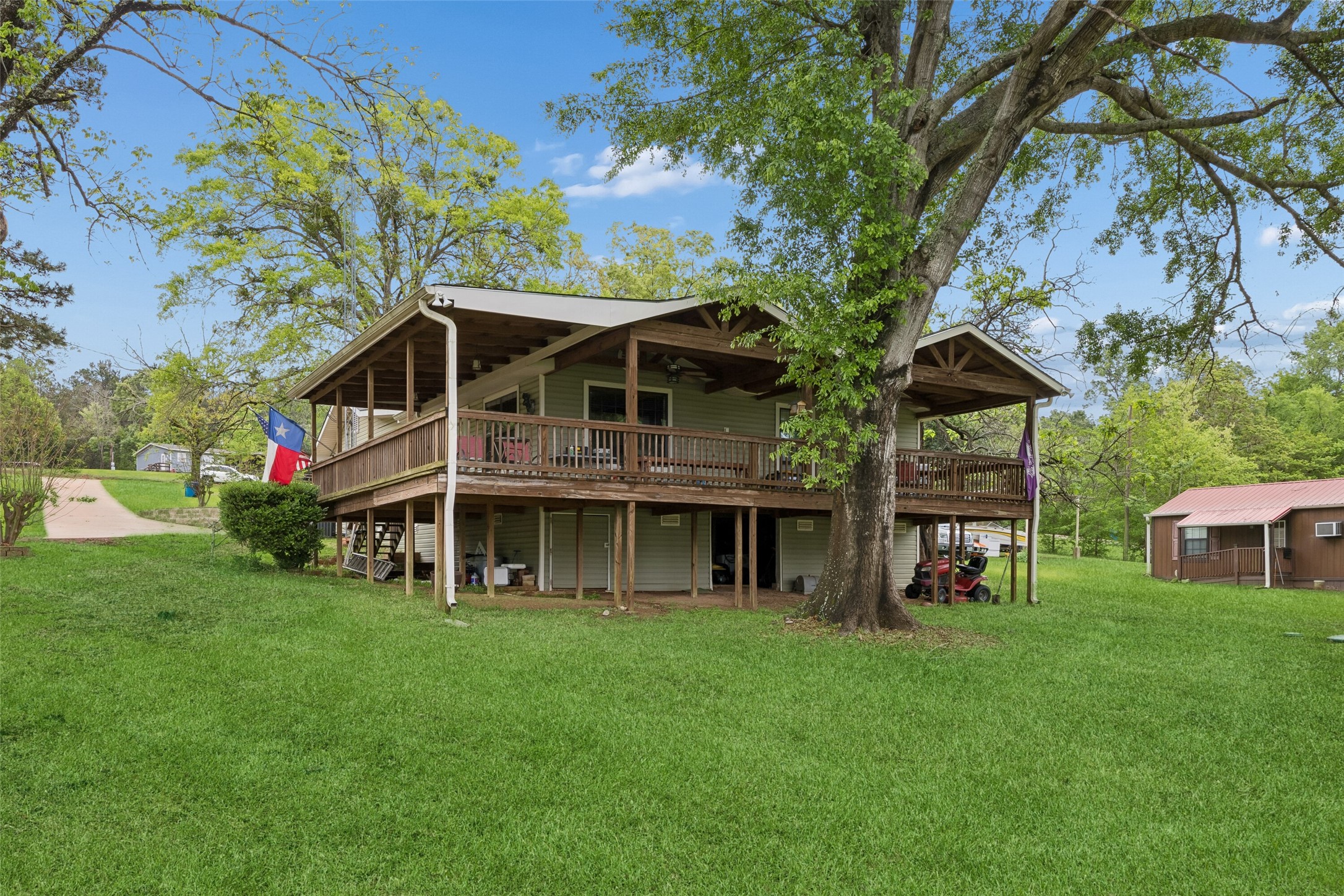 16340 County Road 4256 S Henderson TX 75654