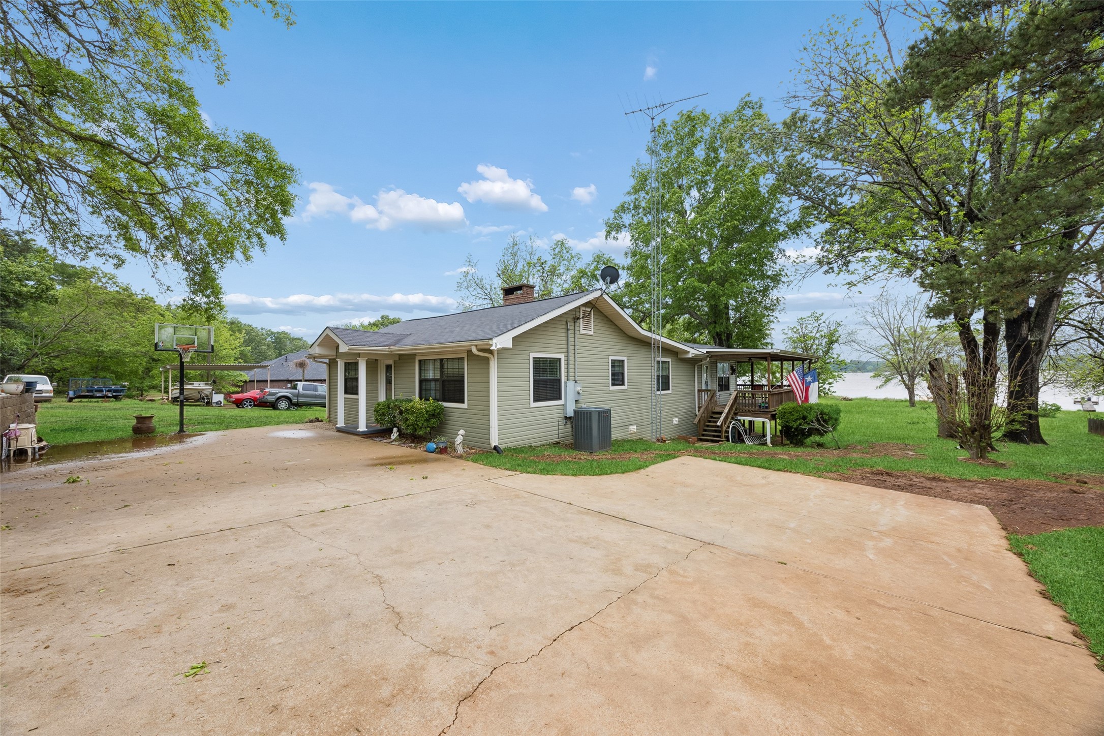 16340 County Road 4256 S Henderson TX 75654